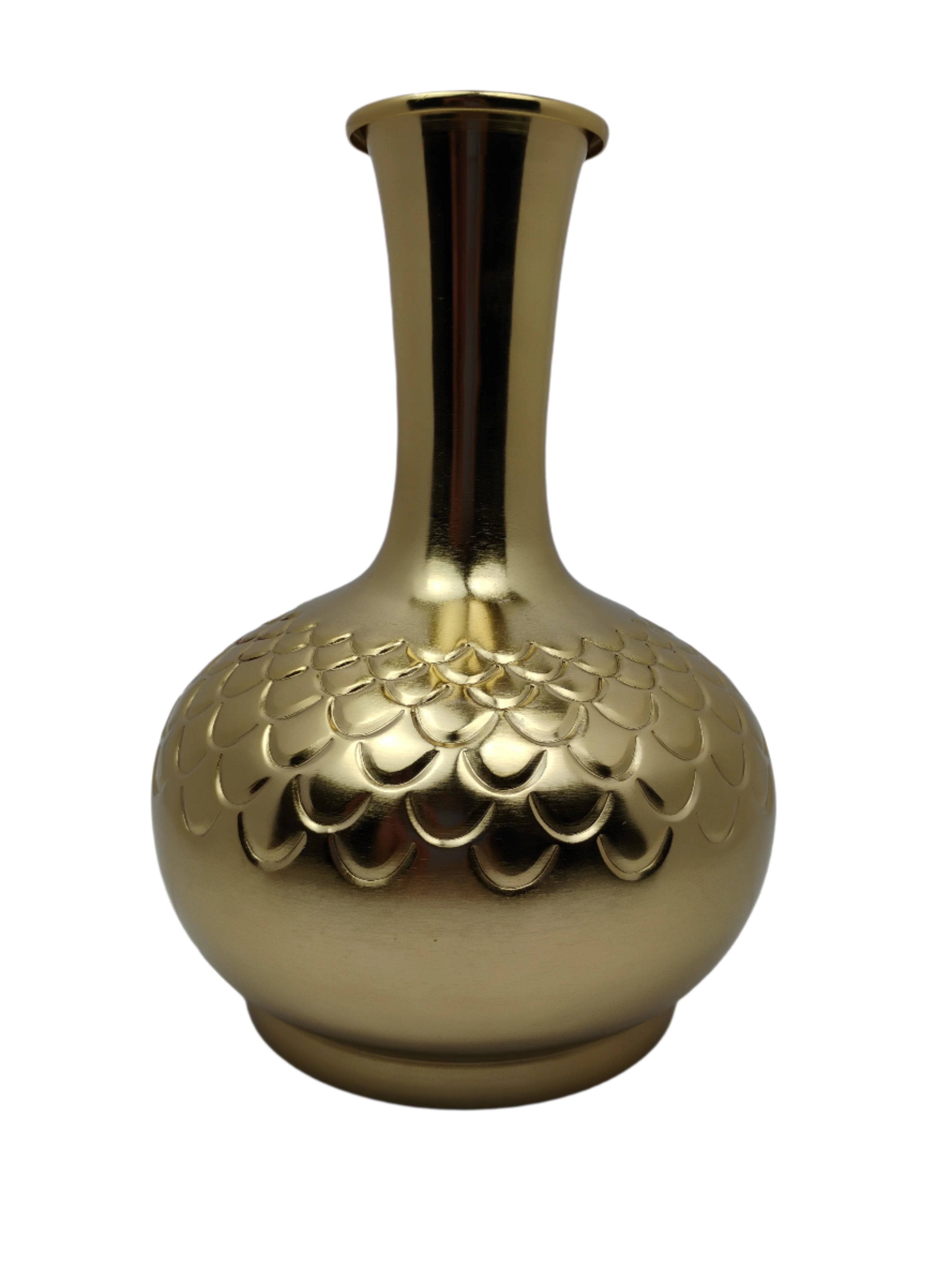 Gold Metal Vase with Embossed Scallop Design