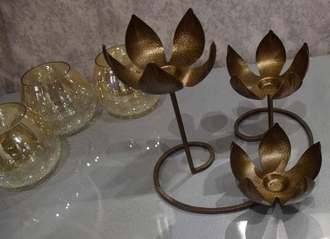 Lotus Candle Holder with 3 Glass Decorative Pieces for Home
