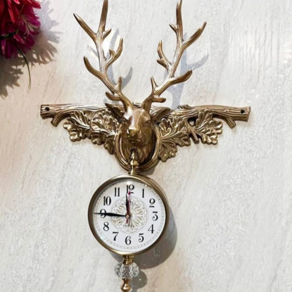 Stag Themed Wall Clock – A Rustic and Elegant Décor Piece